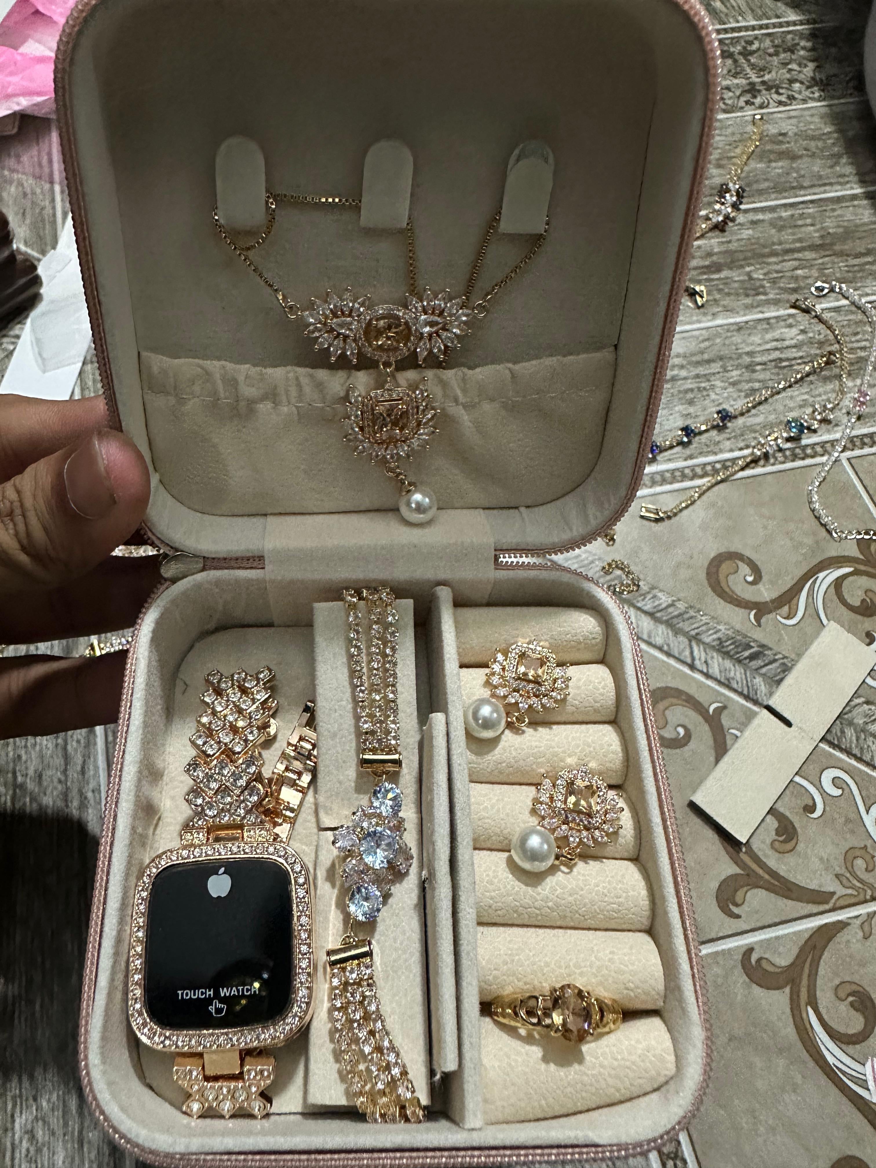 Jewelry box with jewelry