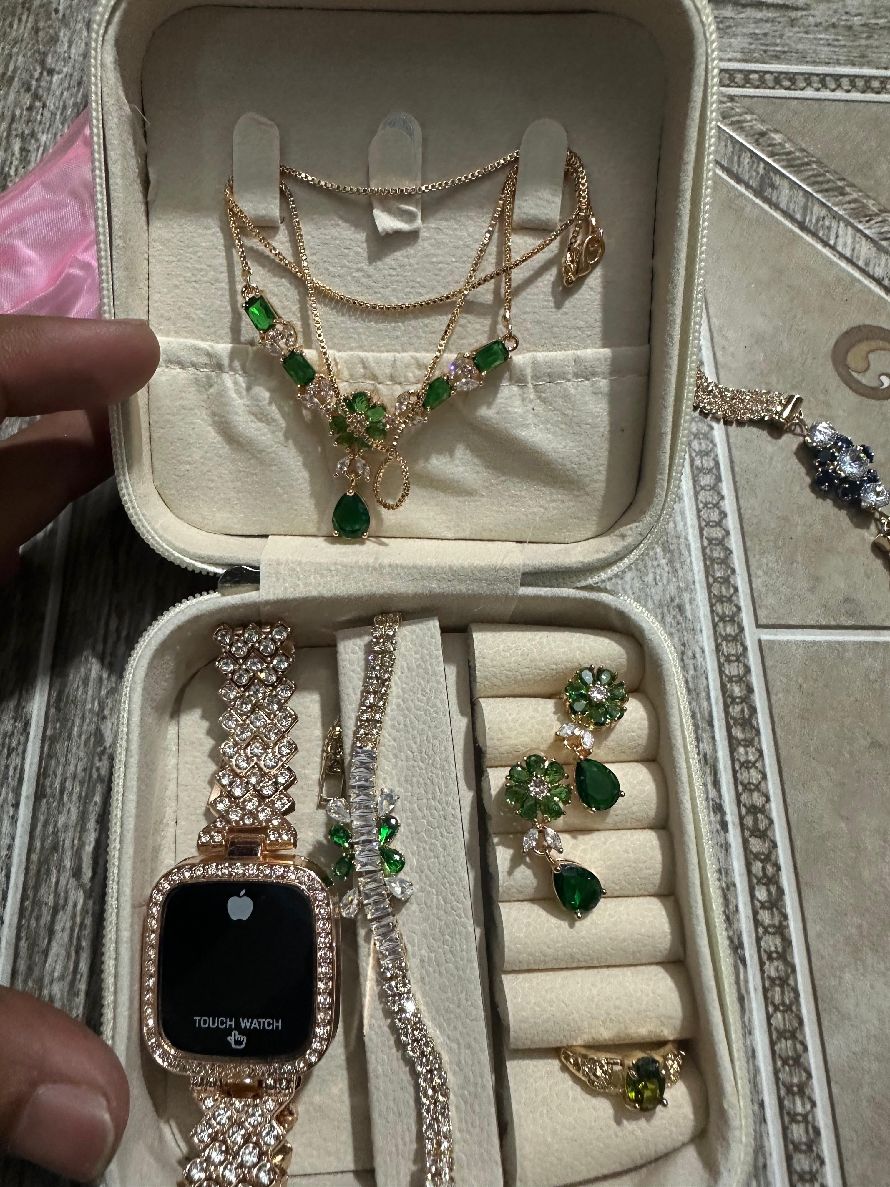 Jewelry box with jewelry
