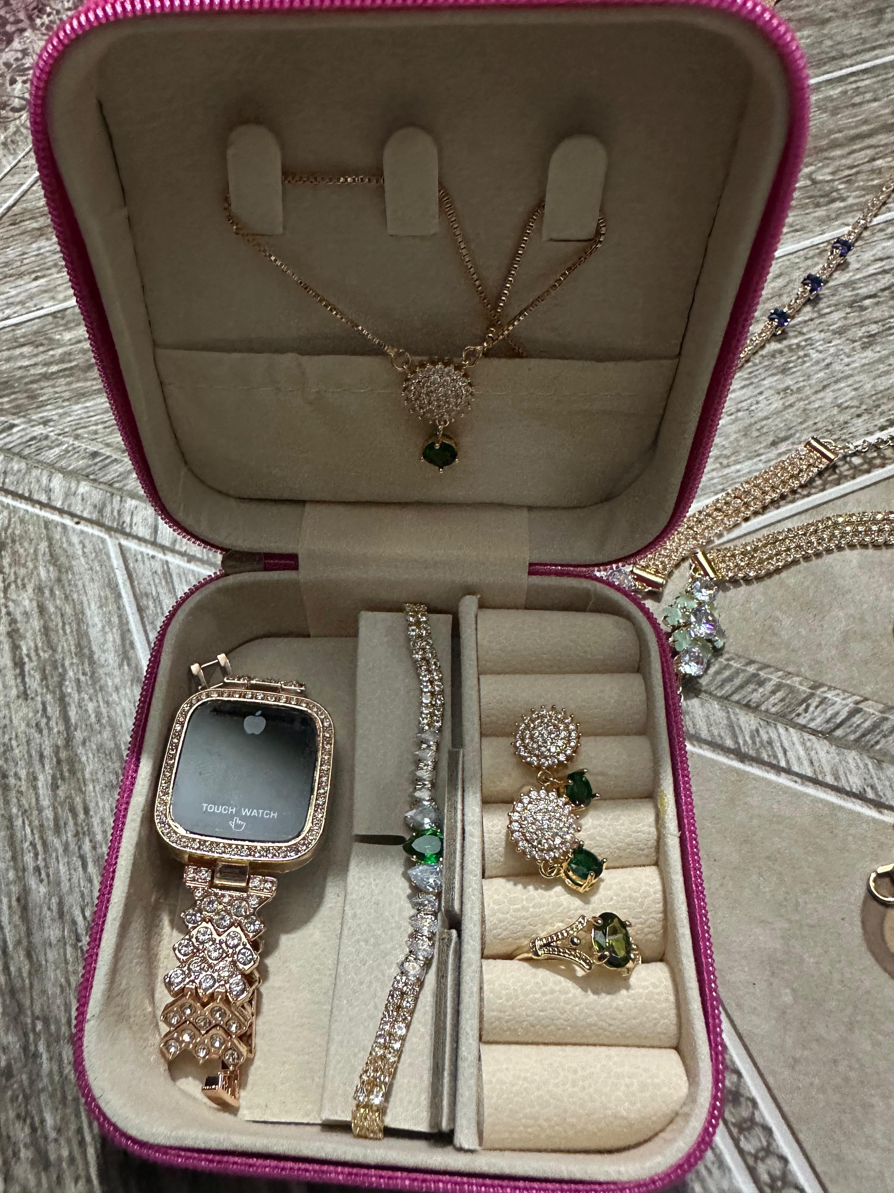 Jewelry box with jewelry