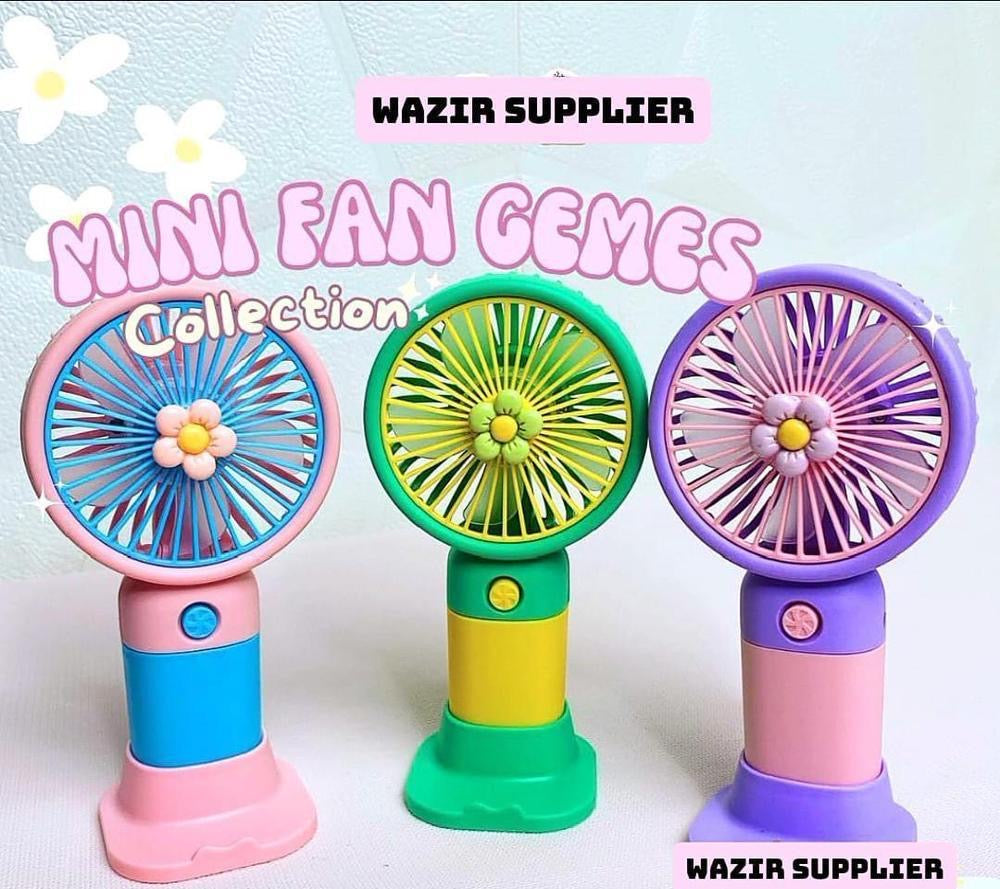Rechargeable mini fan for kids